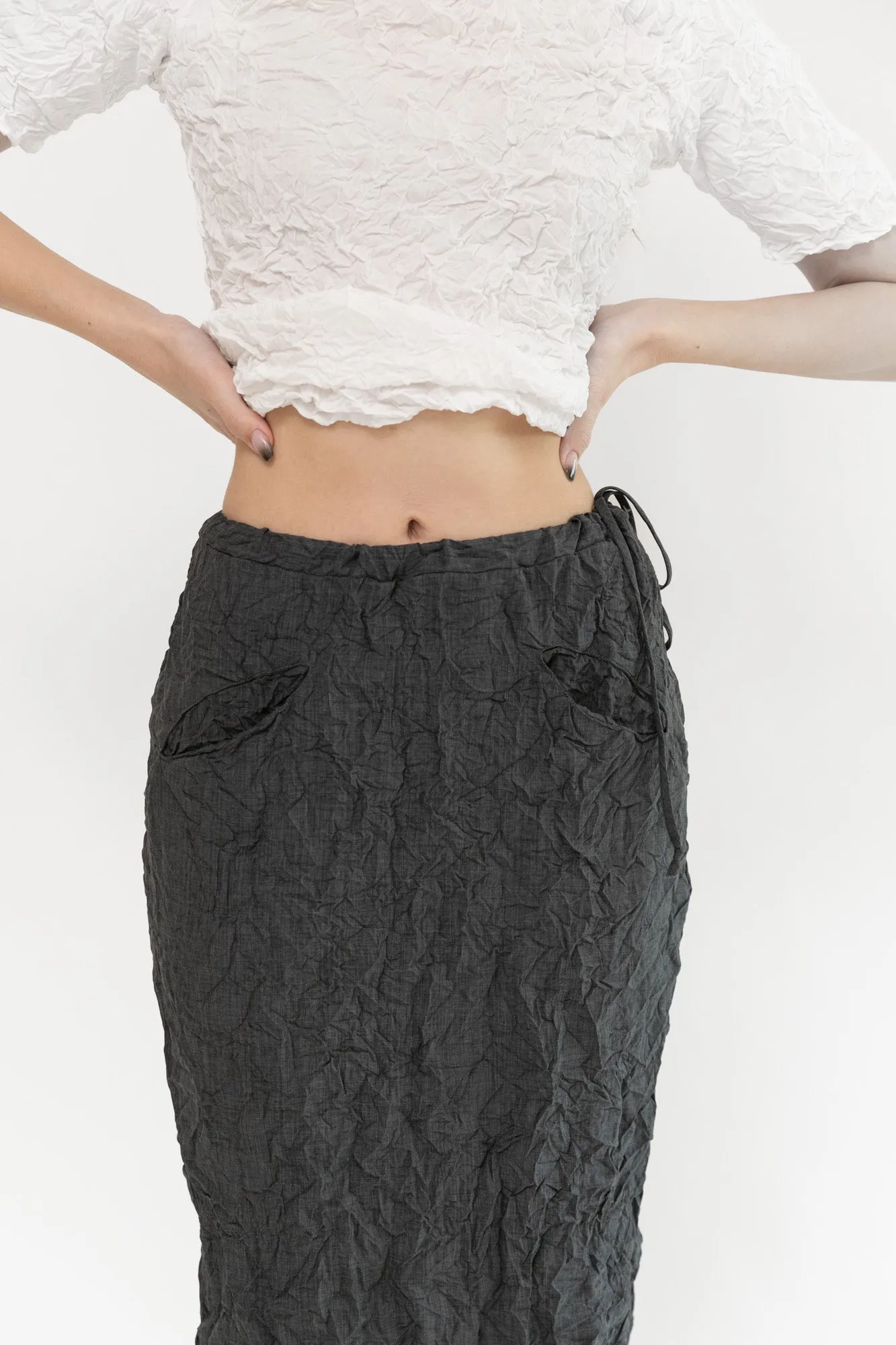 Moth Convertible Column Skirt | Charcoal