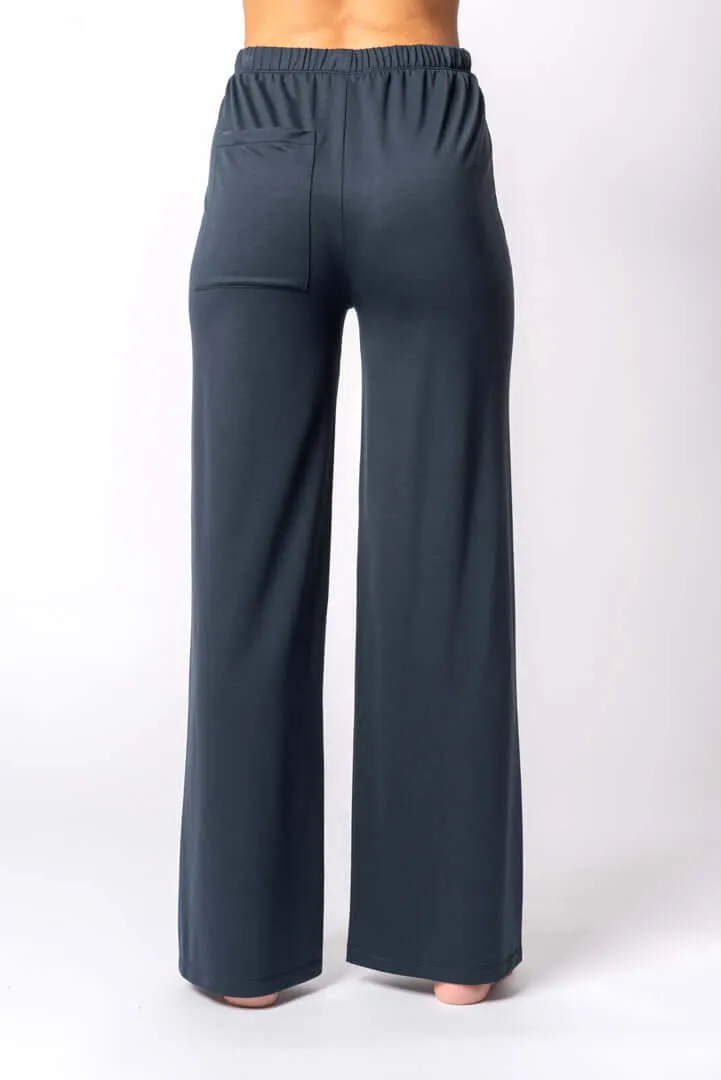 Wide Leg Pant in Navy Blue